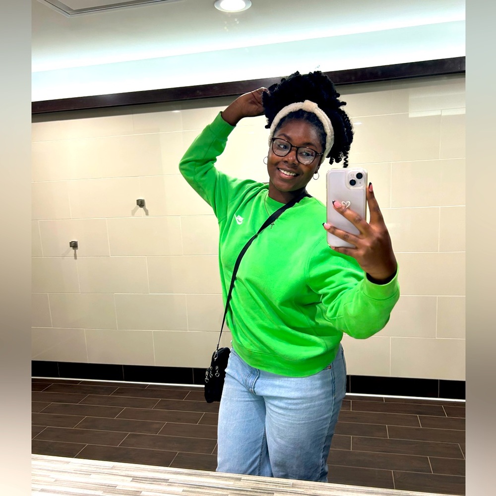 Green Nike Sweatshirt